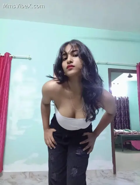 Sexy Indian Cute College Gf Pics