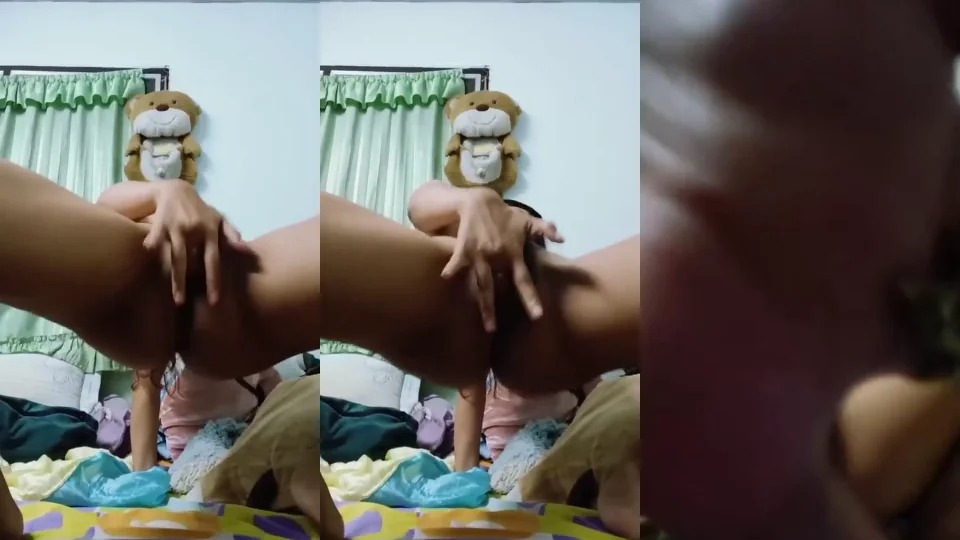 Horny Girl Fingering