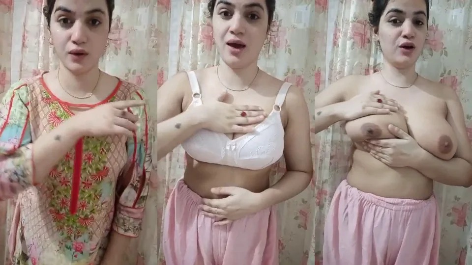 Beautiful Bhabhi Stripping And Showing Her Big Boobs